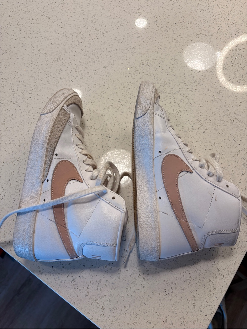 Nike Women’s blazers pink